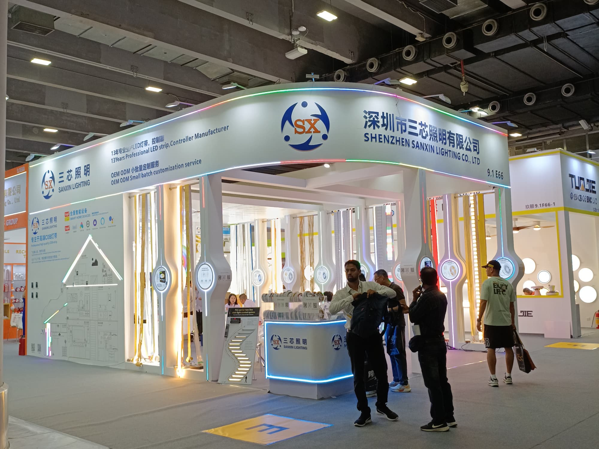 開展前連夜趕工？靠譜資質(zhì)搭建商讓你從容亮相廣州照明展