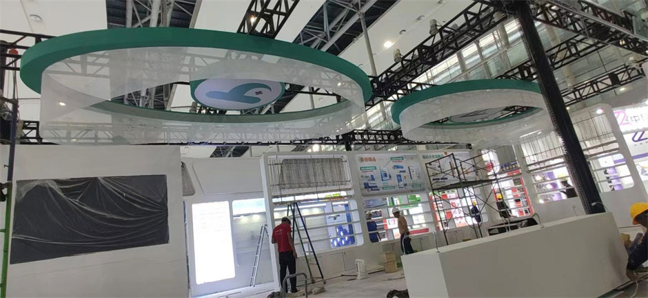 健康動力醫(yī)療展覽展臺搭建現(xiàn)場