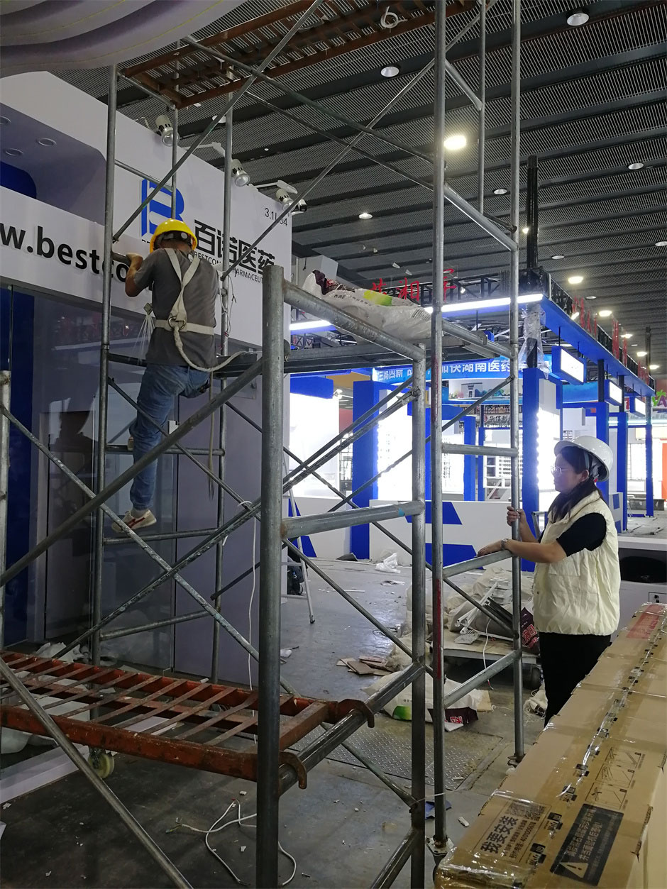 百諾醫藥展覽展臺搭建現場